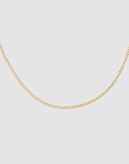 The Round Box Chain necklace by LIVE FAST DIE YOUNG is a simple, thin gold chain crafted from 925 vergoldet Sterling Silber with adjustable length, shown on a plain light grey background.
