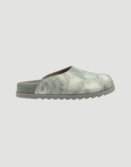 The LFDY Mules by LIVE FAST DIE YOUNG (Model: LF2506-17676) are gray slip-on clogs with a cloudy marble pattern, closed toe, open back, durable PU upper, thick ridged EVA sole, and embossed LFDY on the heel.