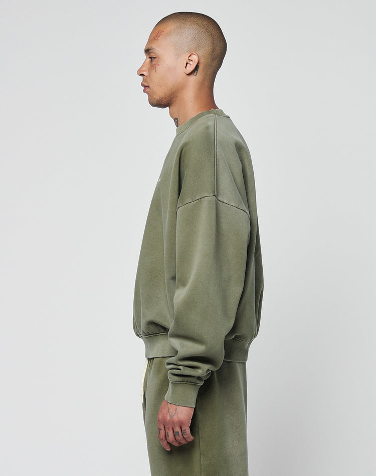 Basic Chest Sweater