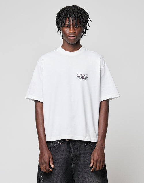 LFDY Under Fire Tee Weiß mit Schwarzem Live Fast Logo auf der Brust