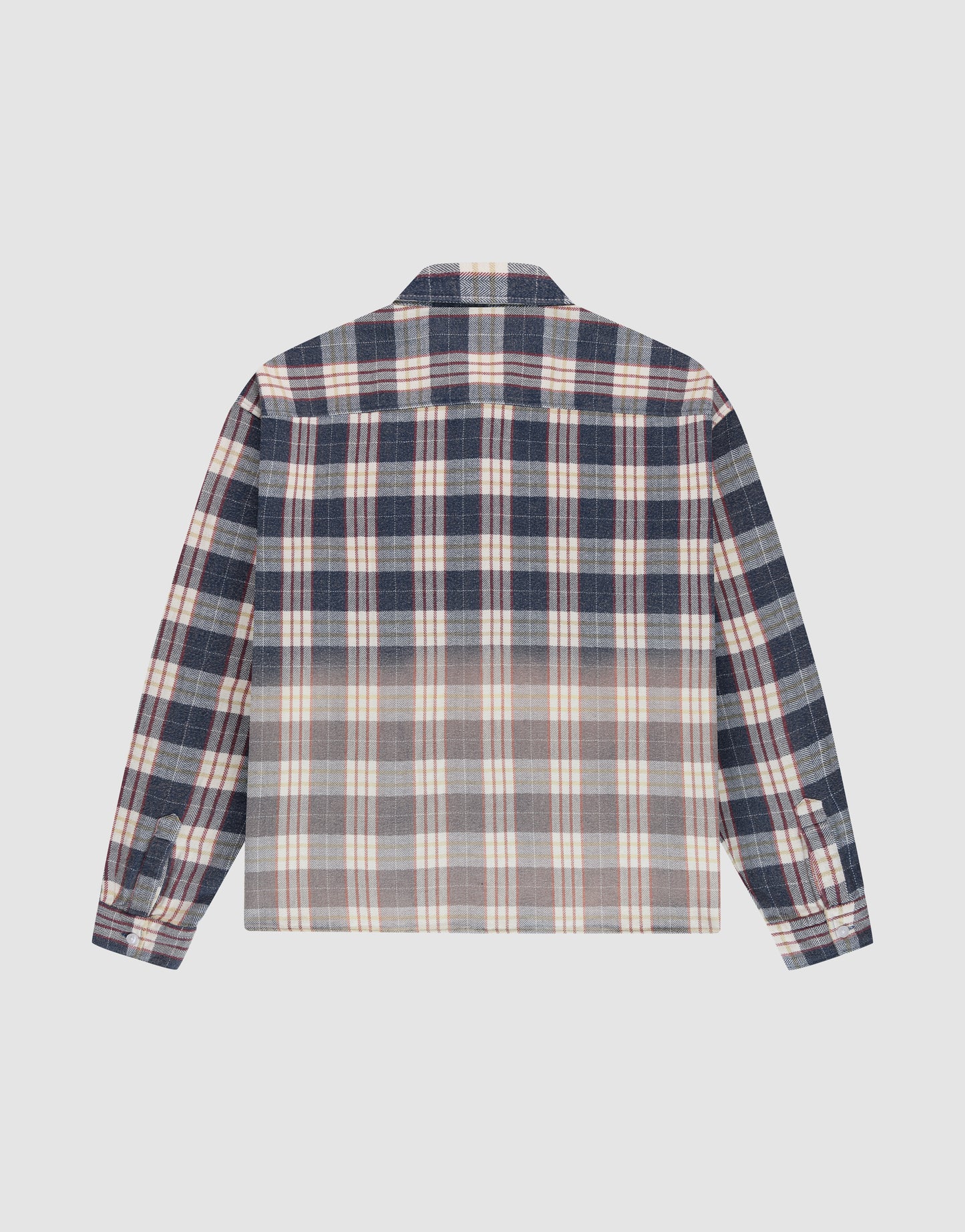 The Vintage Flannel by LIVE FAST DIE YOUNG is a navy, white & beige plaid long-sleeve button-up with Hemdkragen and Oversize Fit, shown from the back on a light gray background for relaxed style.