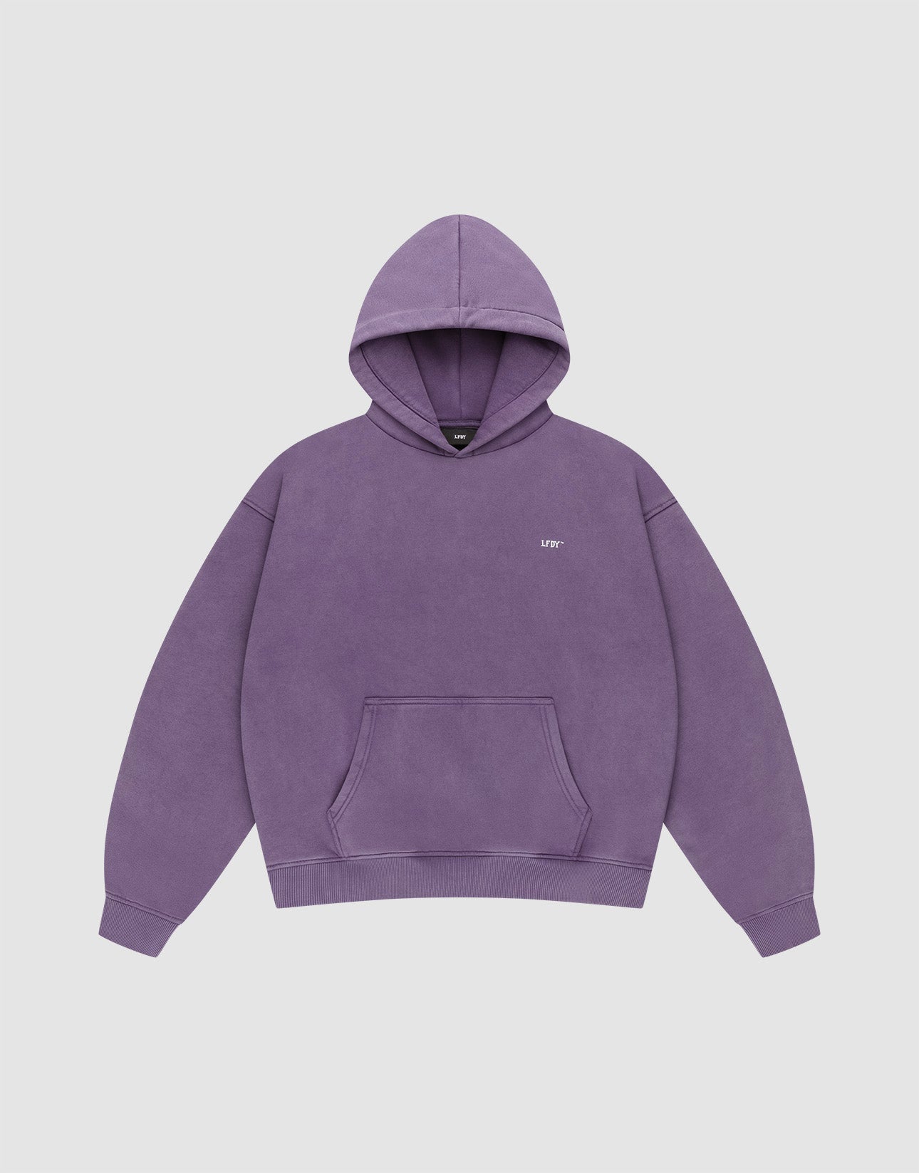 The Basic Evidence Hooded by LIVE FAST DIE YOUNG is a plain purple oversized fit hoodie in Baumwolle Polyester, with a front pocket and small white text on the left chest, shown on a light grey background.