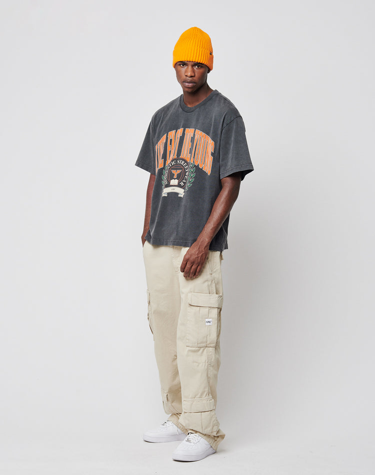 Live Fast Die Young Tee