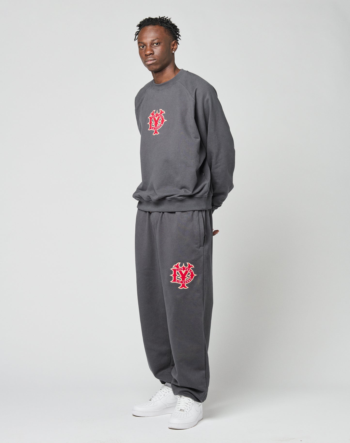 DY Jogger