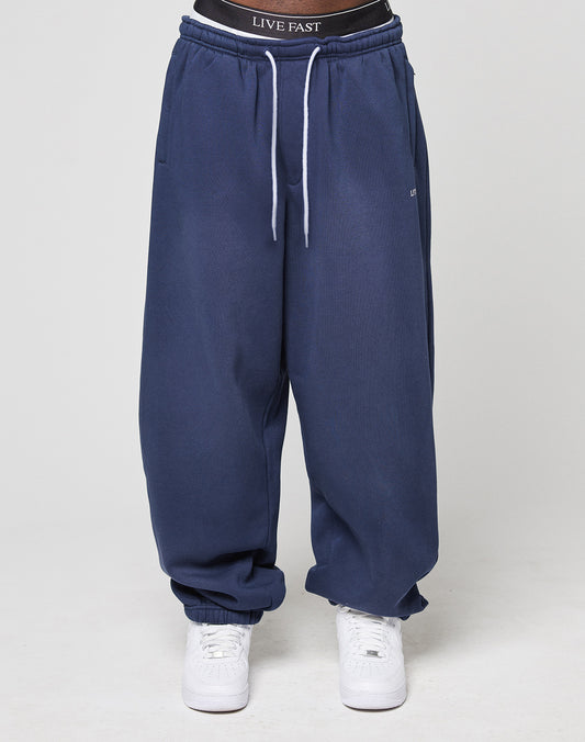 Basic Wide Cuffed Jogger