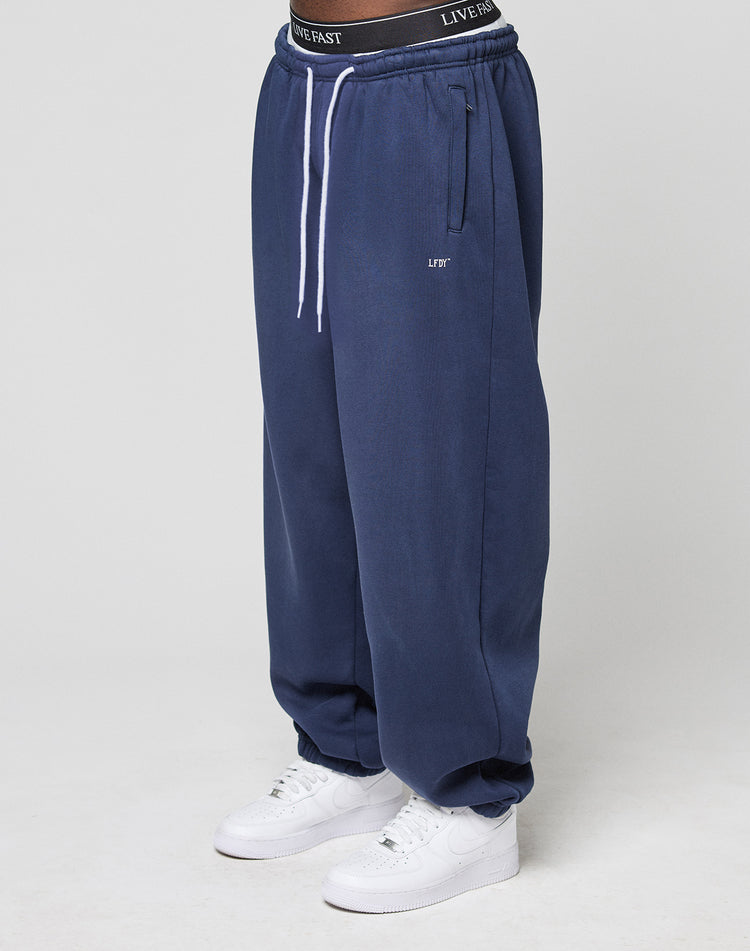 Basic Wide Cuffed Jogger