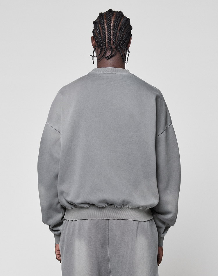 Basic LiveFast Sweater