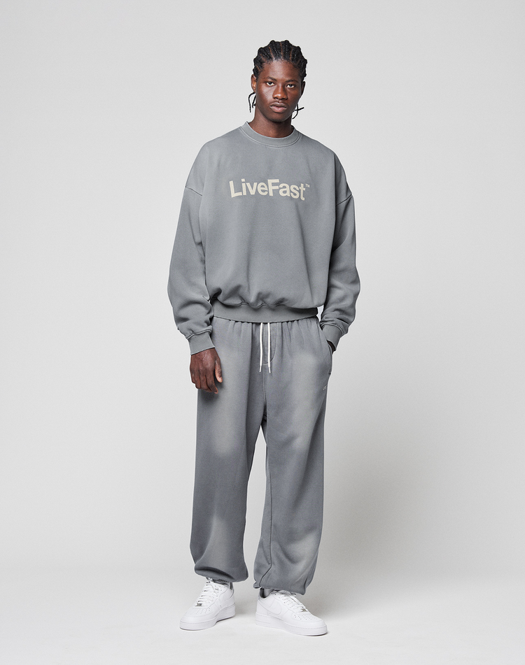 Basic LiveFast Sweater