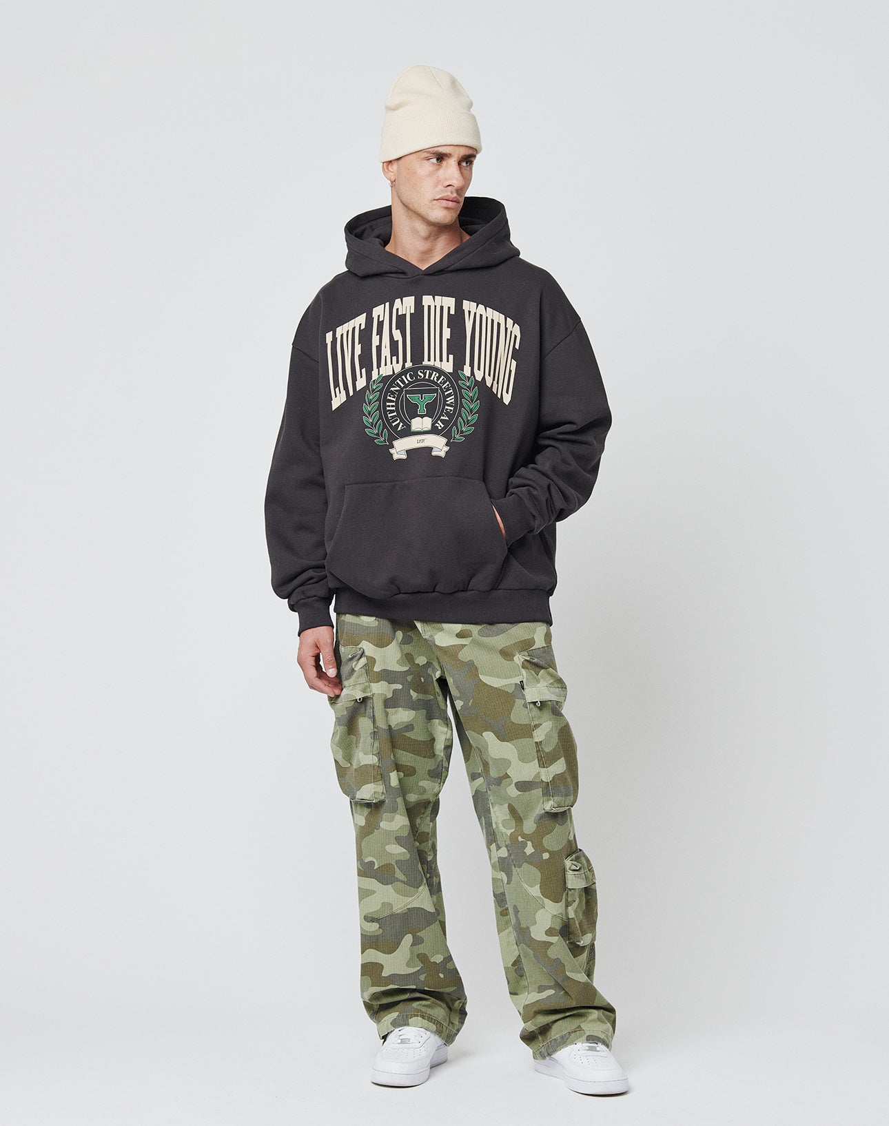 Live Fast Die Young Hooded