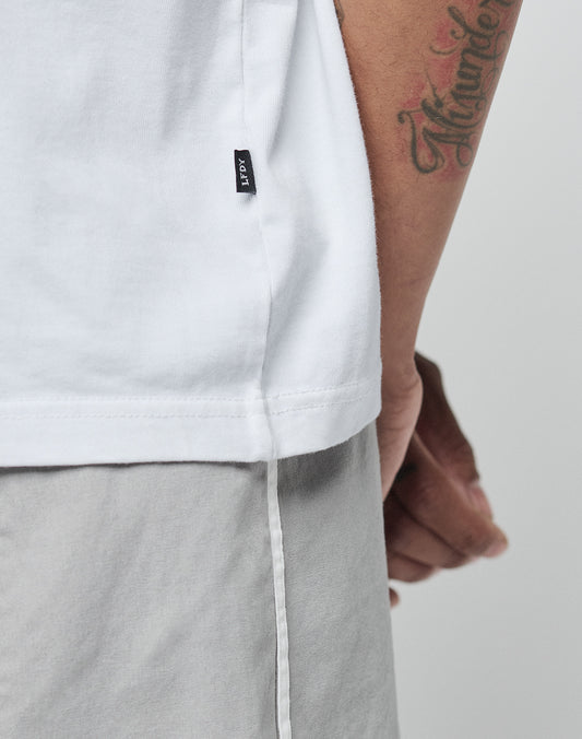Basic +49 Tee