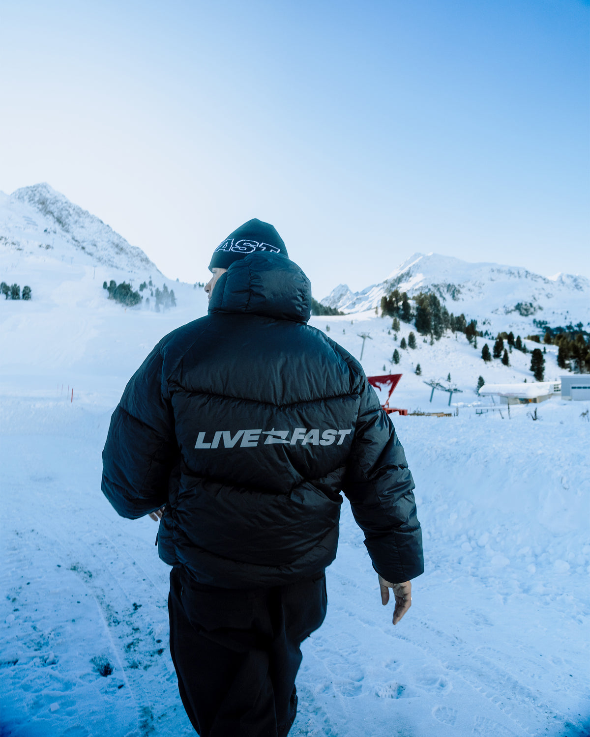 LIVE FAST DIE YOUNG – Authentic Streetwear by LFDY
