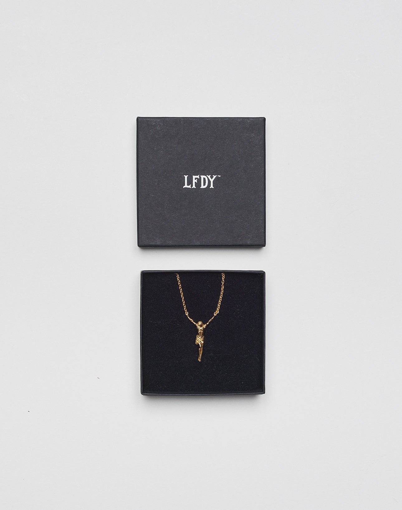 Saint Chain