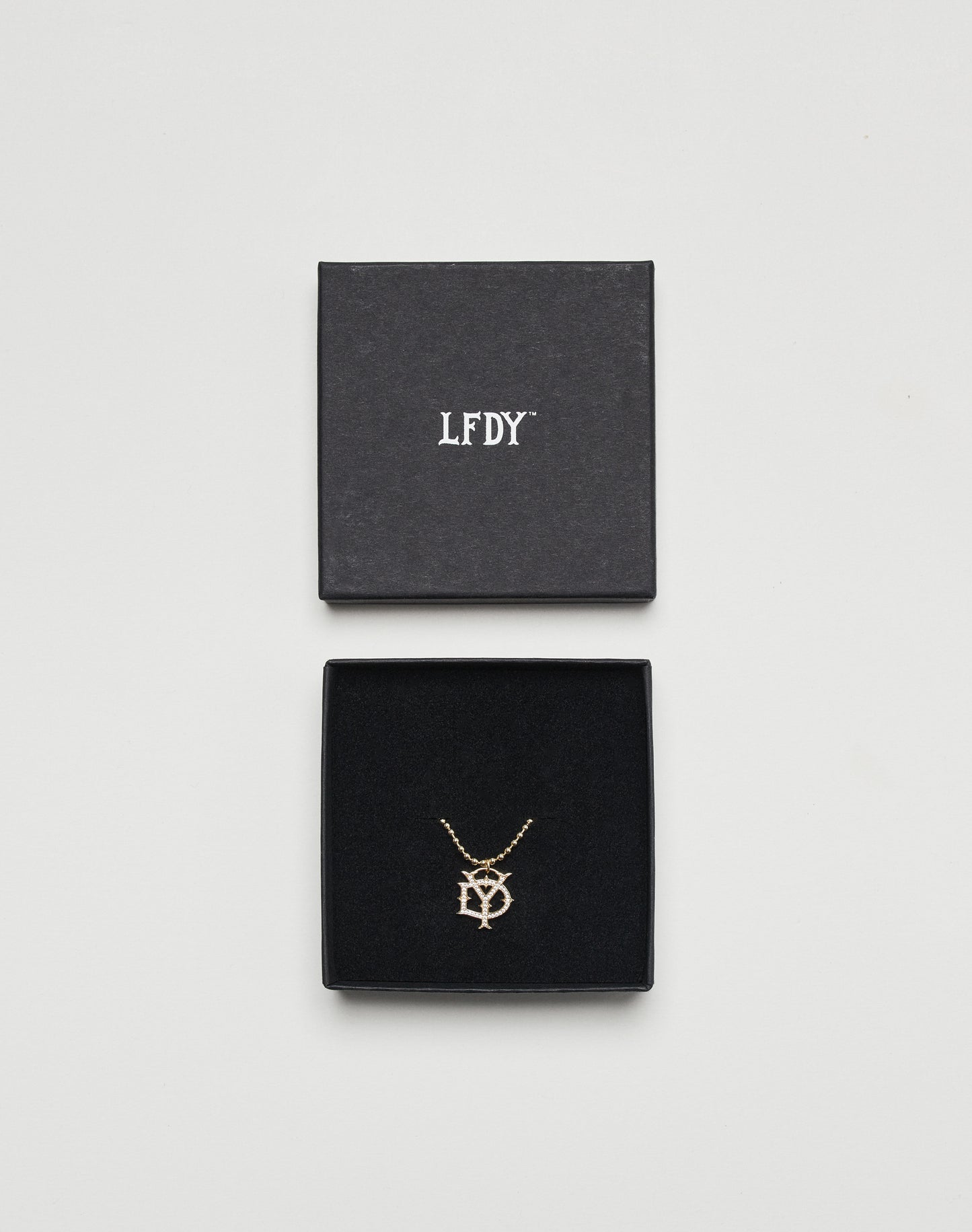 DY Chain