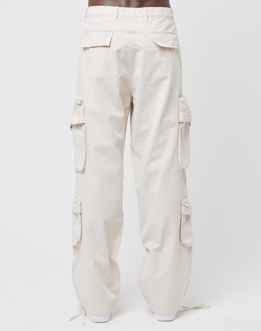 Wide Summer Cargo