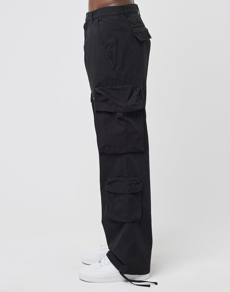Wide Summer Cargo