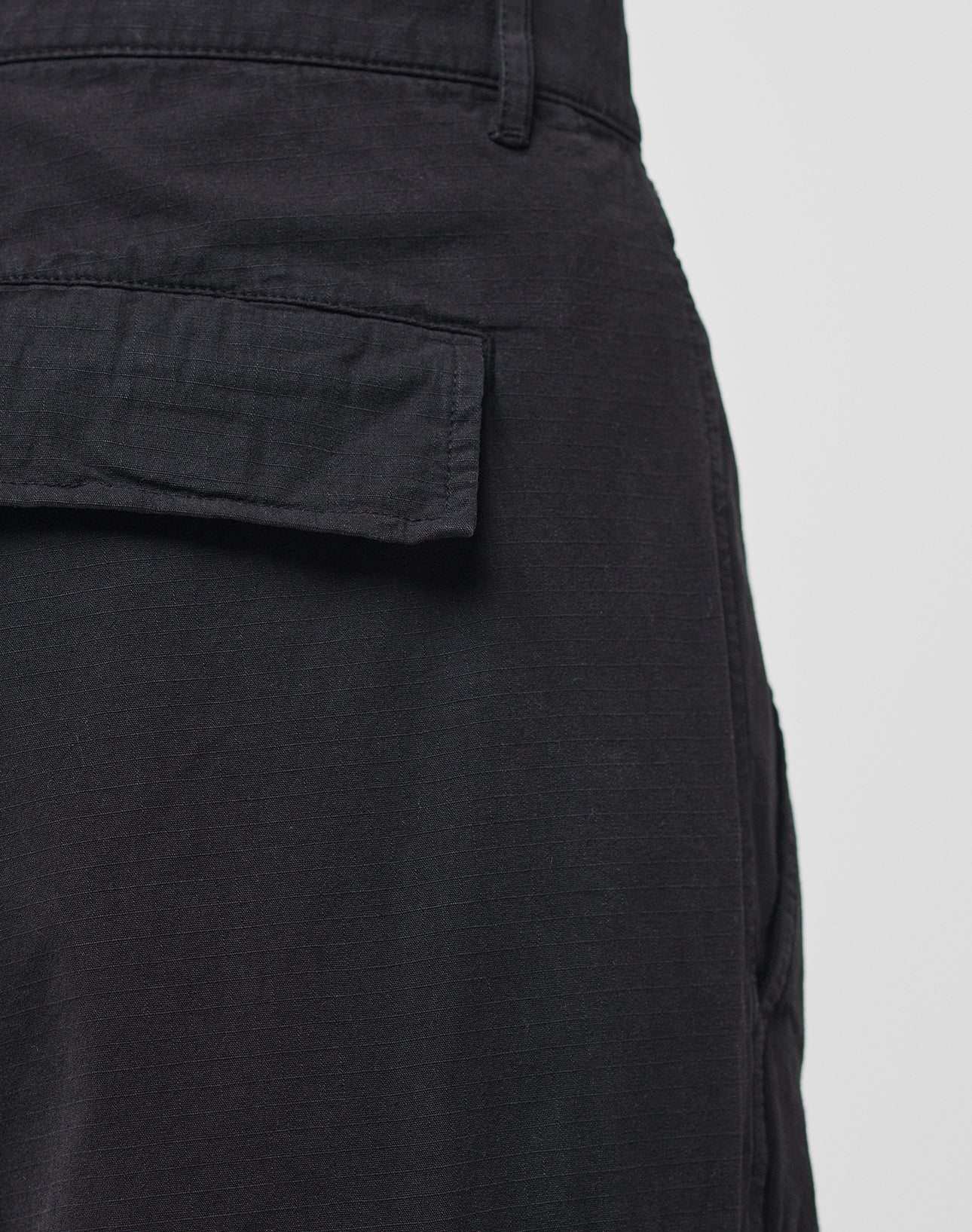 Wide Summer Cargo