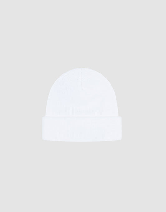 The LIVE FAST DIE YOUNG Basic Beanie is a plain white Polyacryl knit hat featuring a folded brim and subtle Flaglabel detail. Shown on a light gray background, this one-size beanie offers versatile comfort.