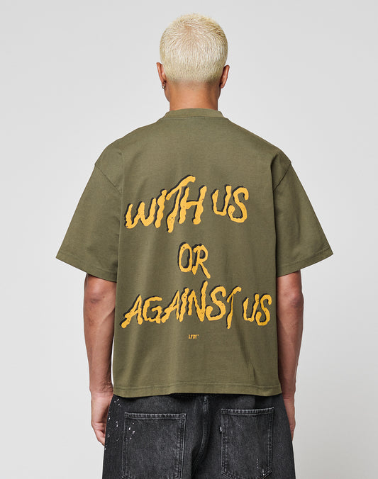 LFDY Against us Tee Grün von hinten mit gelbem Backprint