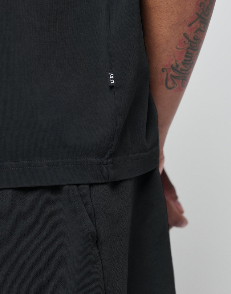 Basic +49 Tee