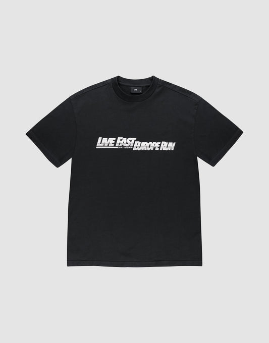 The LIVE FAST DIE YOUNG LFDY Europe Run Tee is a black, 100% Baumwolle oversize fit t-shirt with bold white "LIVE FAST THEN BAROQUE RUN" text across the chest, shown on a plain light gray background. | plain