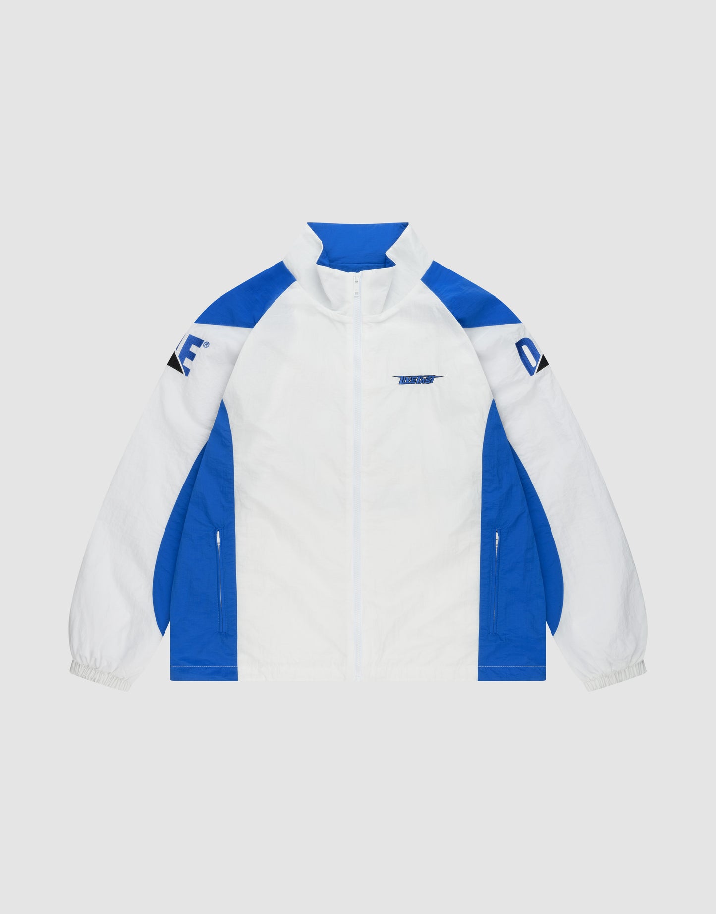 The LFDY Trackjacket 3000 by LIVE FAST DIE YOUNG is a white and blue regular fit zip-up with blue shoulder accents, black sleeve details, small Multilogo Stick branding, high collar, elastic cuffs, and a Reißverschluss-Puller.