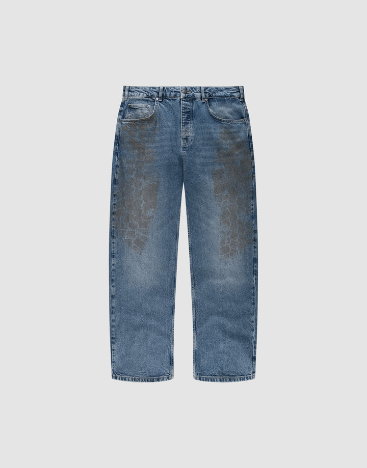 The LIVE FAST DIE YOUNG LFDY Tire Tracks Denim jeans feature a straight-leg cut, faded tire track pattern on the front thighs, classic five-pocket design, and are crafted from 100% Baumwolle for lasting comfort. | plain