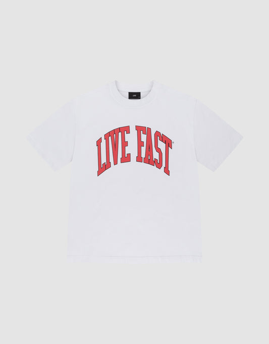 The Live Fast College Tee by LIVE FAST DIE YOUNG is a white, short-sleeve T-shirt featuring bold arched red "LIVE FAST" text on the chest. Made from 100% Baumwolle with an oversized fit for added comfort. | plain