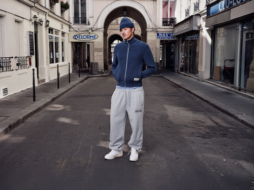 Greetings from Paris Capsule