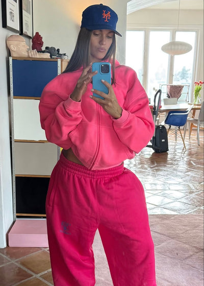 Community fit image