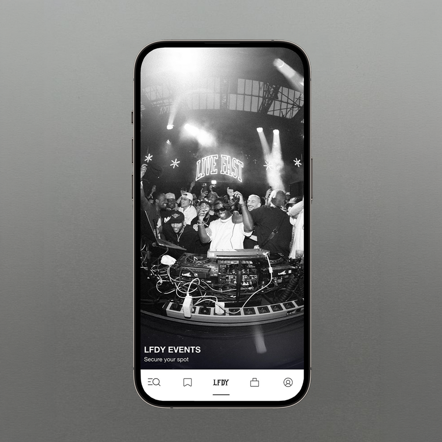 App – LIVE FAST DIE YOUNG