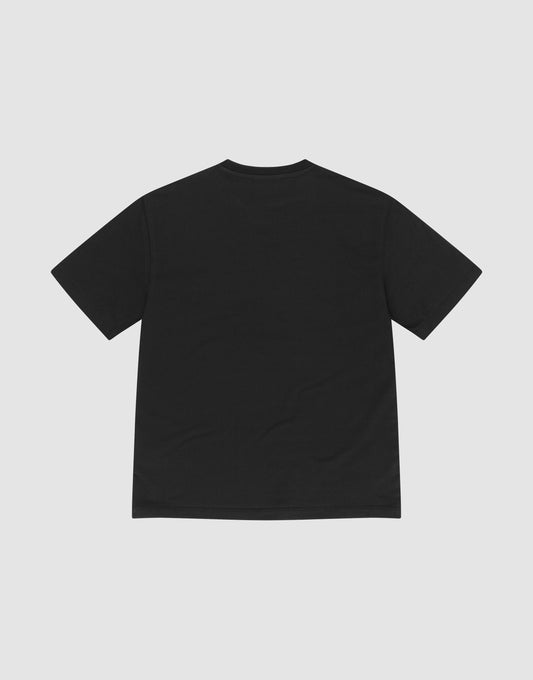 The LFDY Slim Tee by LIVE FAST DIE YOUNG is shown laid flat on a light gray background, displaying the plain black back. The slim fit shirt has no visible designs, logos, or Flag-Label and is made from hochwertige Baumwolle.
