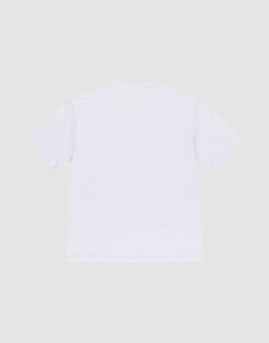The LFDY Slim Tee by LIVE FAST DIE YOUNG is a plain white slim-fit T-shirt featuring a subtle Flag-Label, crafted from soft Baumwolle Elasthan, shown laid flat from the back on a light gray background.