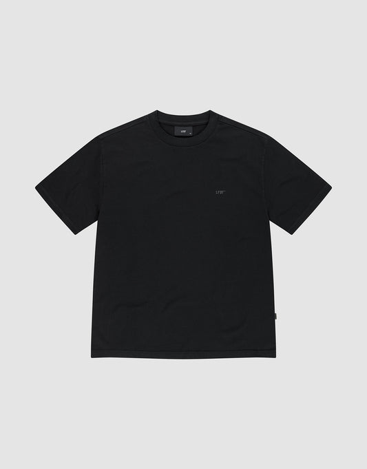 The LIVE FAST DIE YOUNG LFDY BLP Tee is a black, short-sleeve, oversize-fit t-shirt made from 100% Baumwolle with a crew neck and a small chest logo, shown laid flat on a white background.