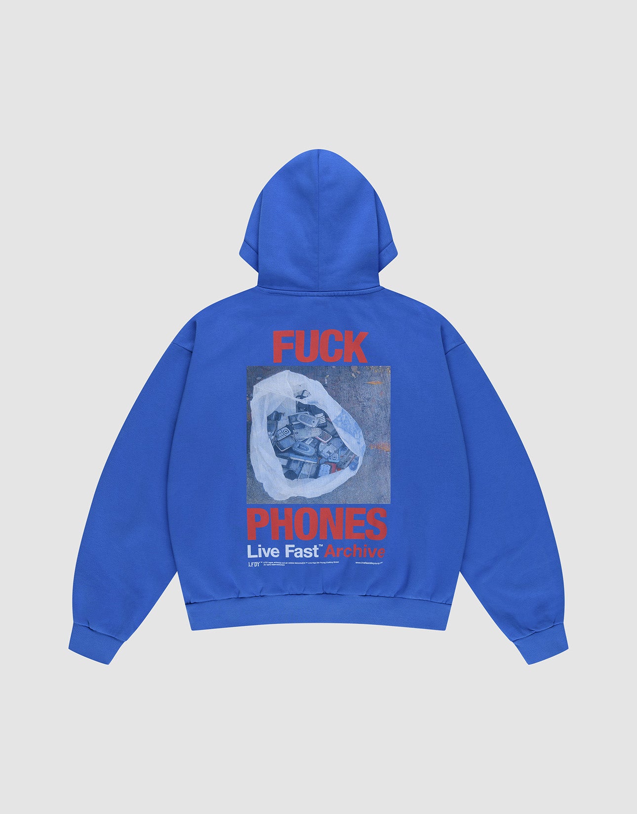 The LFDY F*ck Phones Hooded by LIVE FAST DIE YOUNG is a blue Oversize Fit Baumwolle hoodie featuring bold red “FUCK PHONES Live Fast Archive” text on the front and a large abstract wrapped object as a backprint.