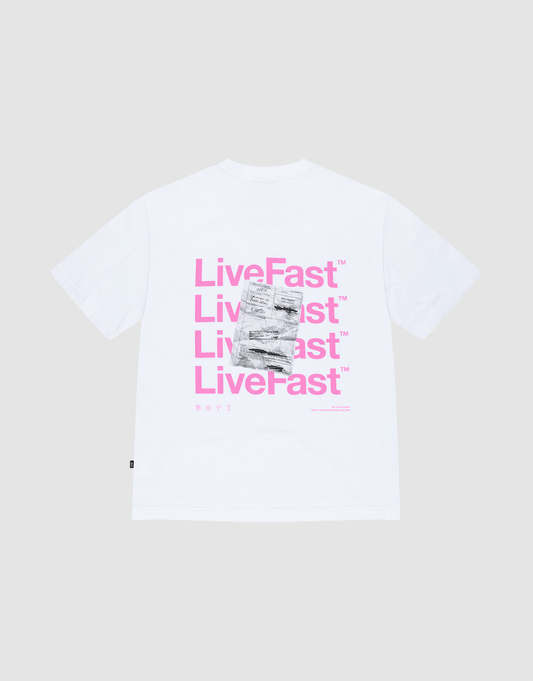 The Basic Evidence Tee by LIVE FAST DIE YOUNG is a white oversized T-shirt with bold pink LiveFast™ text and a grayscale backprint, made from 100% Baumwolle and displayed flat on a light gray background. | plain