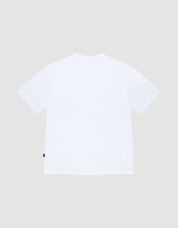 The Basic OS Livefast Tee by LIVE FAST DIE YOUNG is an oversized, plain white short-sleeve t-shirt shown flat on a light gray background, viewed from the back with no logos or designs. Made from 100% Baumwolle for comfort and quality.