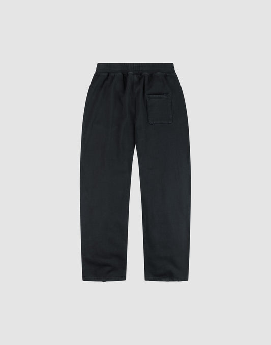 The LFDY Praying Jogger by LIVE FAST DIE YOUNG is shown laid flat on a light gray background, featuring a wide fit, elastic waistband, right-side back pocket, and a subtle Reißverschluss Puller detail for style.