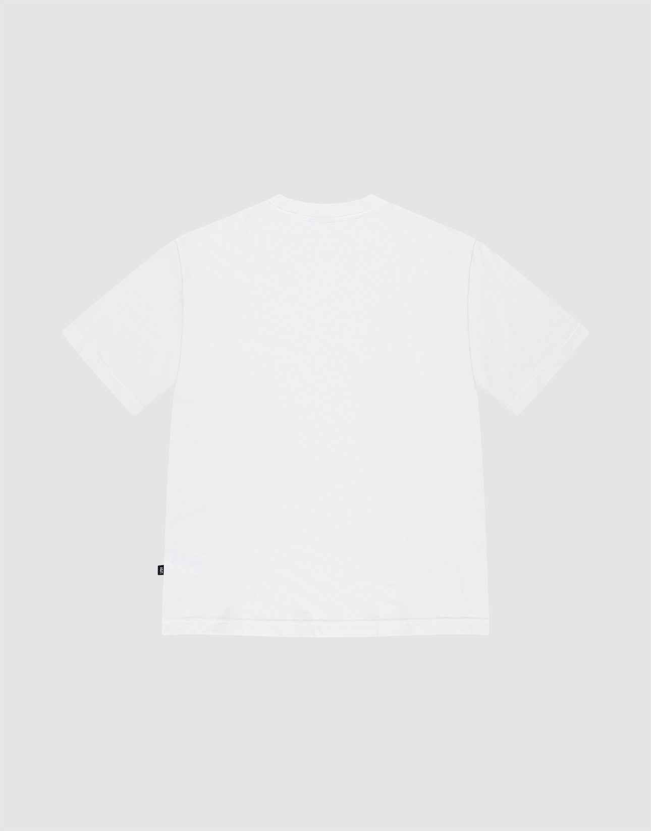 The LFDY Vintage Tee by LIVE FAST DIE YOUNG is shown from the back against a light gray background, featuring 100% Baumwolle fabric and a small black tag on the left hem.