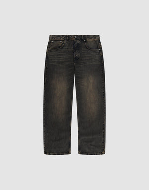 The LFDY Baggy Denim by LIVE FAST DIE YOUNG features a black baggy fit, straight leg, faded details, five pockets, belt loops, button closure, and is made from 100% Baumwolle. Shown on a plain white background. | plain