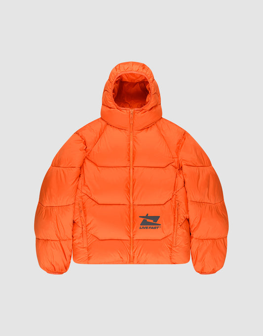 The Live Fast Puffer Jacket by LIVE FAST DIE YOUNG features bright orange fabric, reflektierender Print, hood, front zipper, black LIVE FAST arrow graphic, quilted sections, elastic cuffs, and an Oversize Fit for comfort.