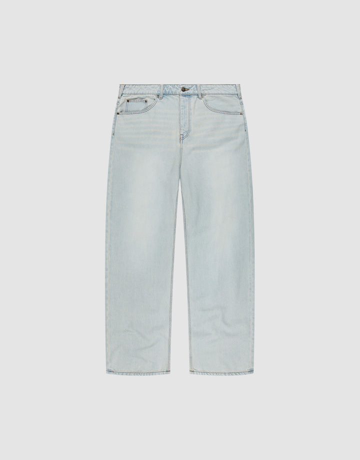 The LFDY Baggy Denim by LIVE FAST DIE YOUNG features light blue, straight-leg jeans with a baggy fit, five pockets, button and zipper closure, made from 100% Baumwolle. Shown flat on a plain white background. | plain