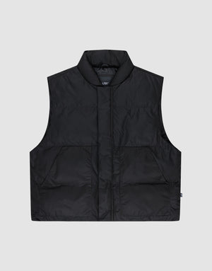 The LIVE FAST DIE YOUNG Basic Cropped Vest is a black, regular-fit, sleeveless puffer with a high collar, large pockets, visible zipper and button closure, shown laid flat on a light grey background. | plain