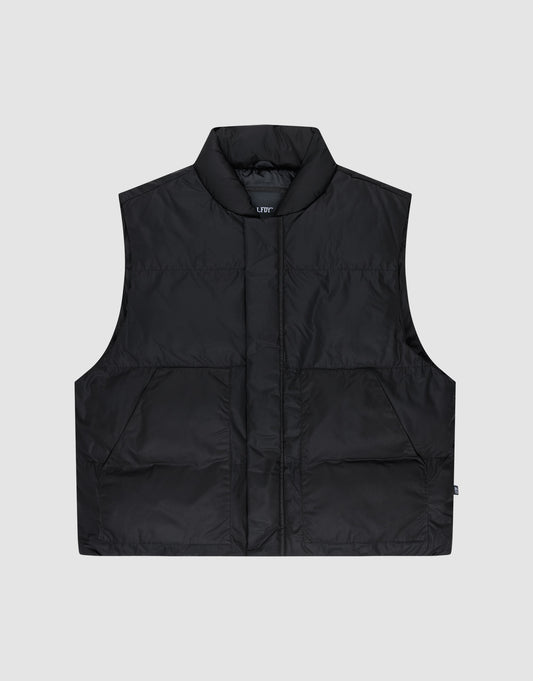The LIVE FAST DIE YOUNG Basic Cropped Vest is a black, regular-fit, sleeveless puffer with a high collar, large pockets, visible zipper and button closure, shown laid flat on a light grey background. | plain