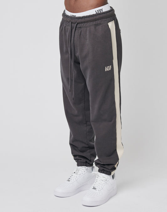 Rib Tape Jogger
