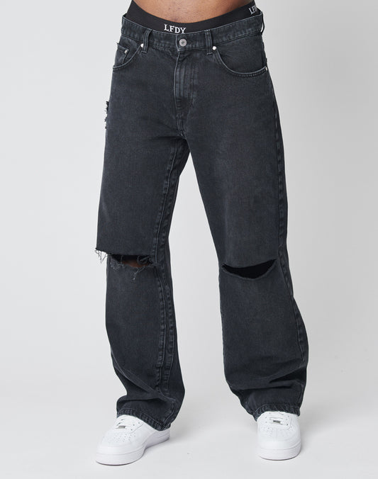 Oversize Ripped Denim