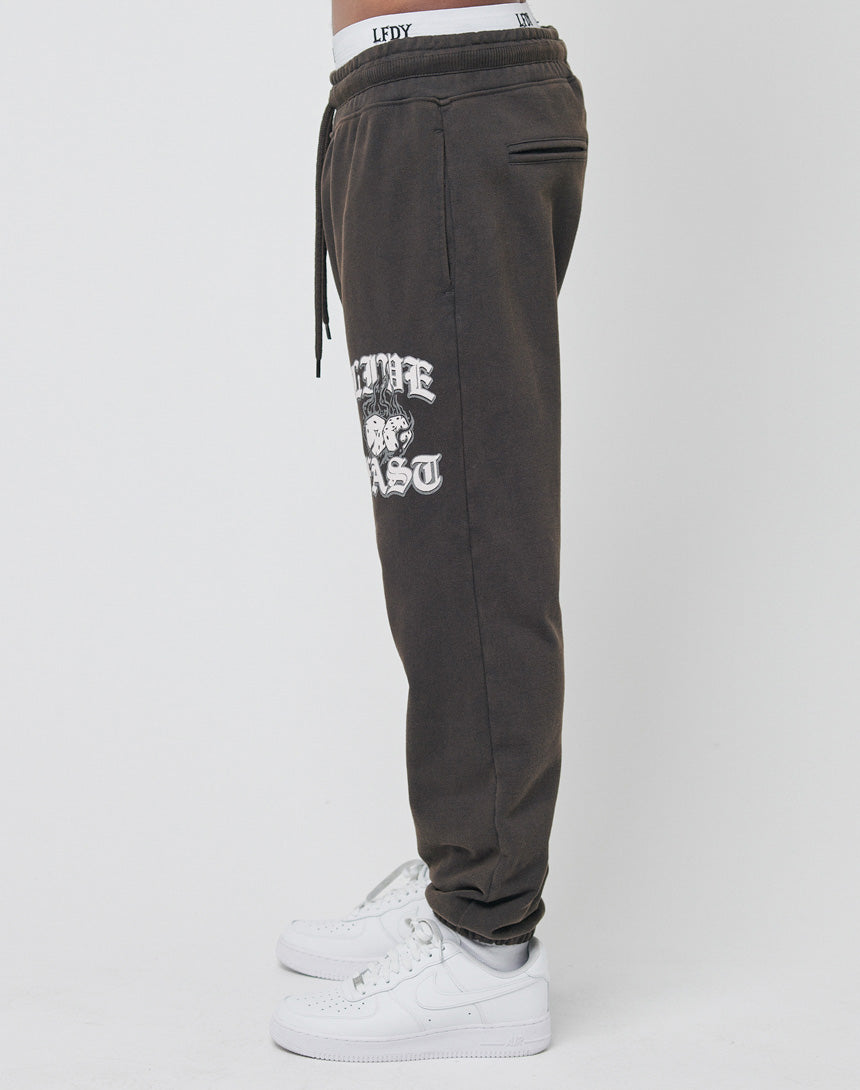 Burning Dice Sweat Jogger