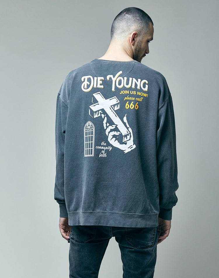 DIE YOUNG 666 OVERSIZE SWEATER 2.0
